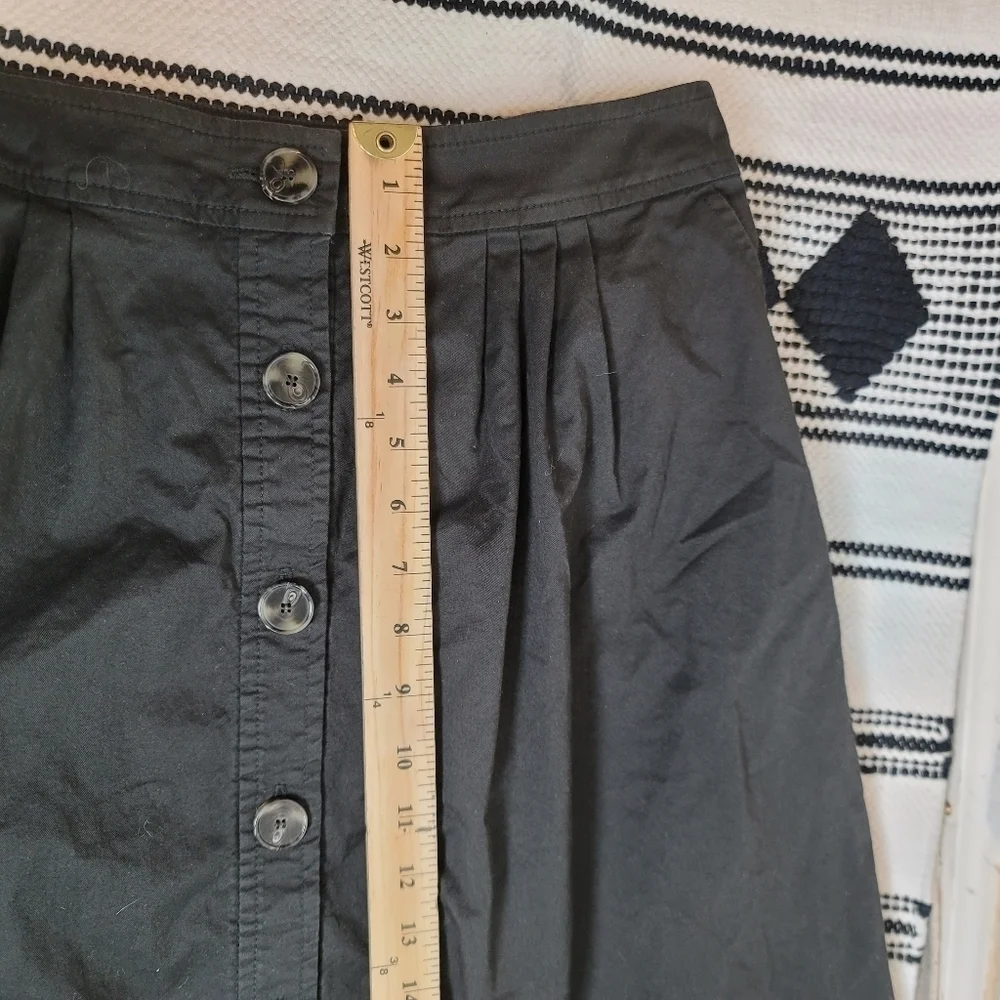 TRINK TURK A LINE BUTTON FRONT BLACK PLEATED SKIRT, SZ 12